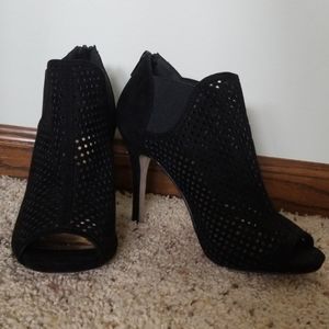 Blk suede high heel bootie